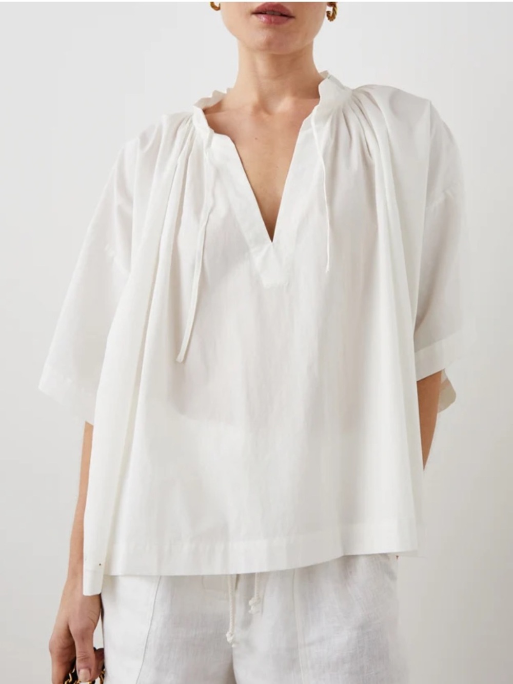 Rails White Cotton Peasant Blouse with V-Neck Tie